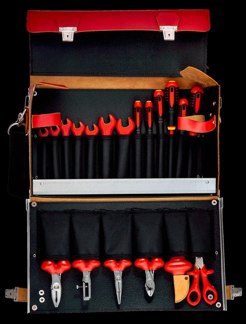 Kit complets outils isolés 1000 V VDE - 51 pièces pour véhicules Kit complets outils isolés 1000 V VDE - 51 pièces pour véhicules