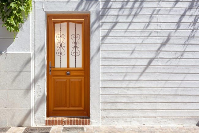 Corona Di Porta Primaverile, Corona Decorativa Di Margherita Estiva Con Farfalla E Per La Porta Dingresso Di Nozze D Corona Di Porta Primaverile, Corona Decorativa Di Margherita Estiva Con Farfalla E Per La Porta Dingresso Di Nozze D