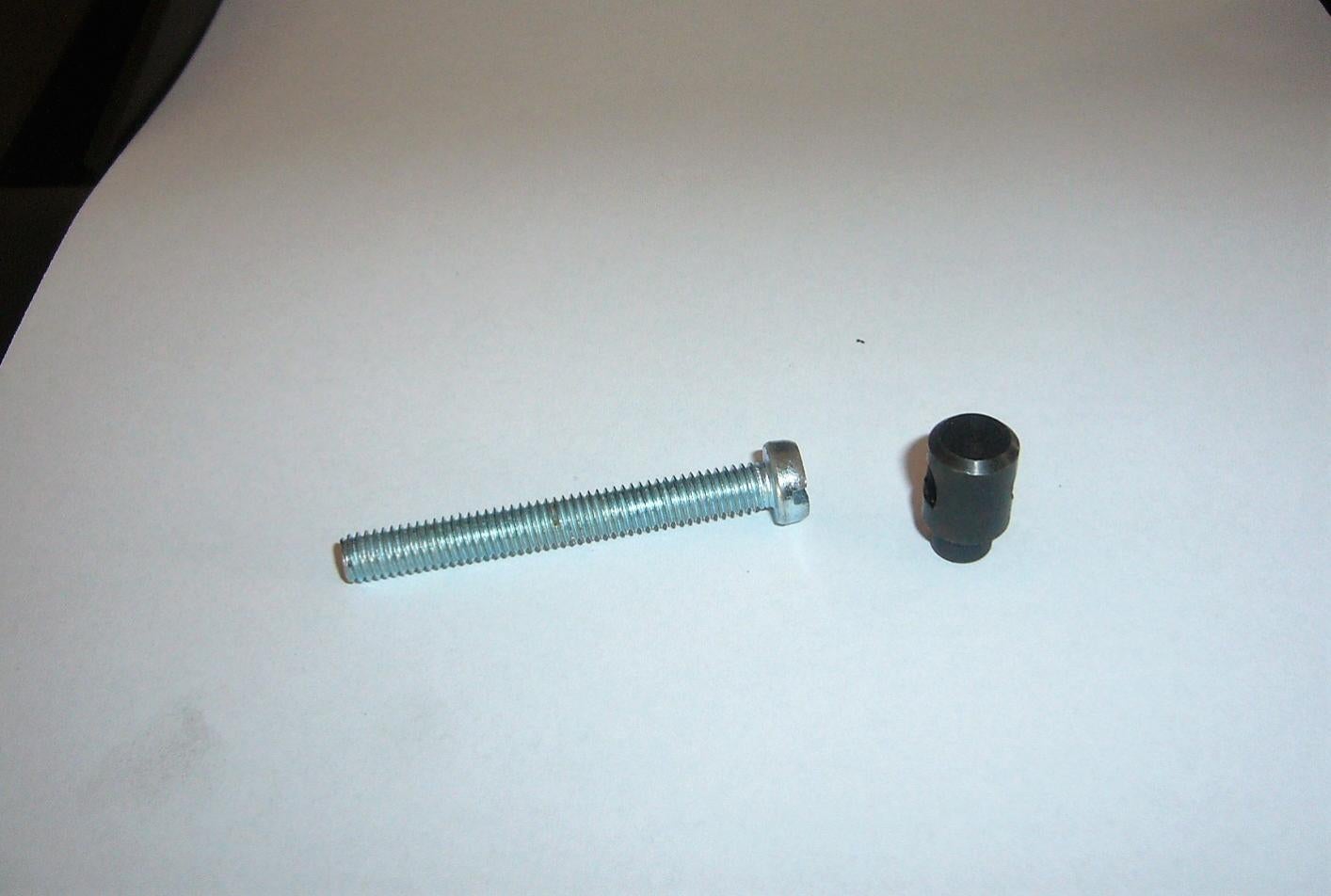 Kit vite tensionatore regolatore catena motosega per Echo CS