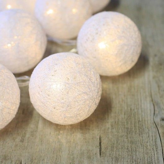La guirlande boules lumineuses blanches, Simons Maison