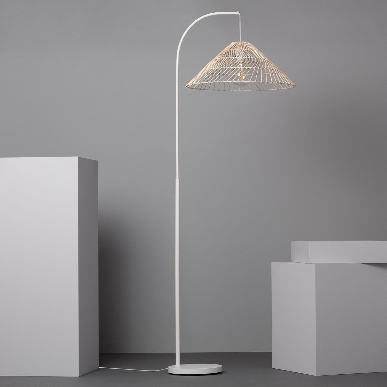 Ganeed Lámpara De Pie Regulable Con Pantalla De Ratán, Lámpara De Pie Boho Vintage De 3 Luces Con Regulador Lampara De Pie Industrial Para Salon Dormitorio Habitacion De Ninos Altura 164cm 83195789