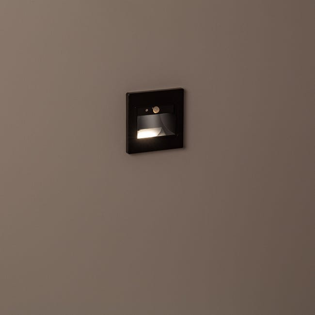 Balise LED 0,12 W avec détecteur infrarouge