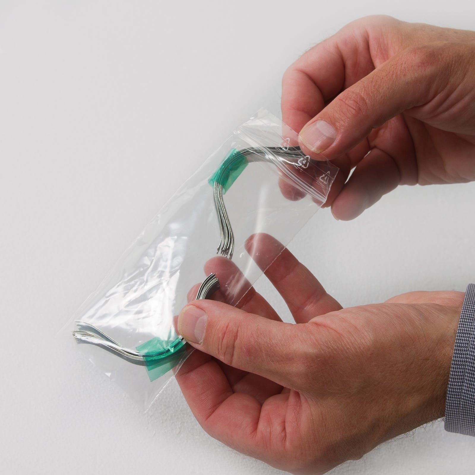 Sachet Zip, sachet plastique alimentaire Zip fermeture pression : Facilembal