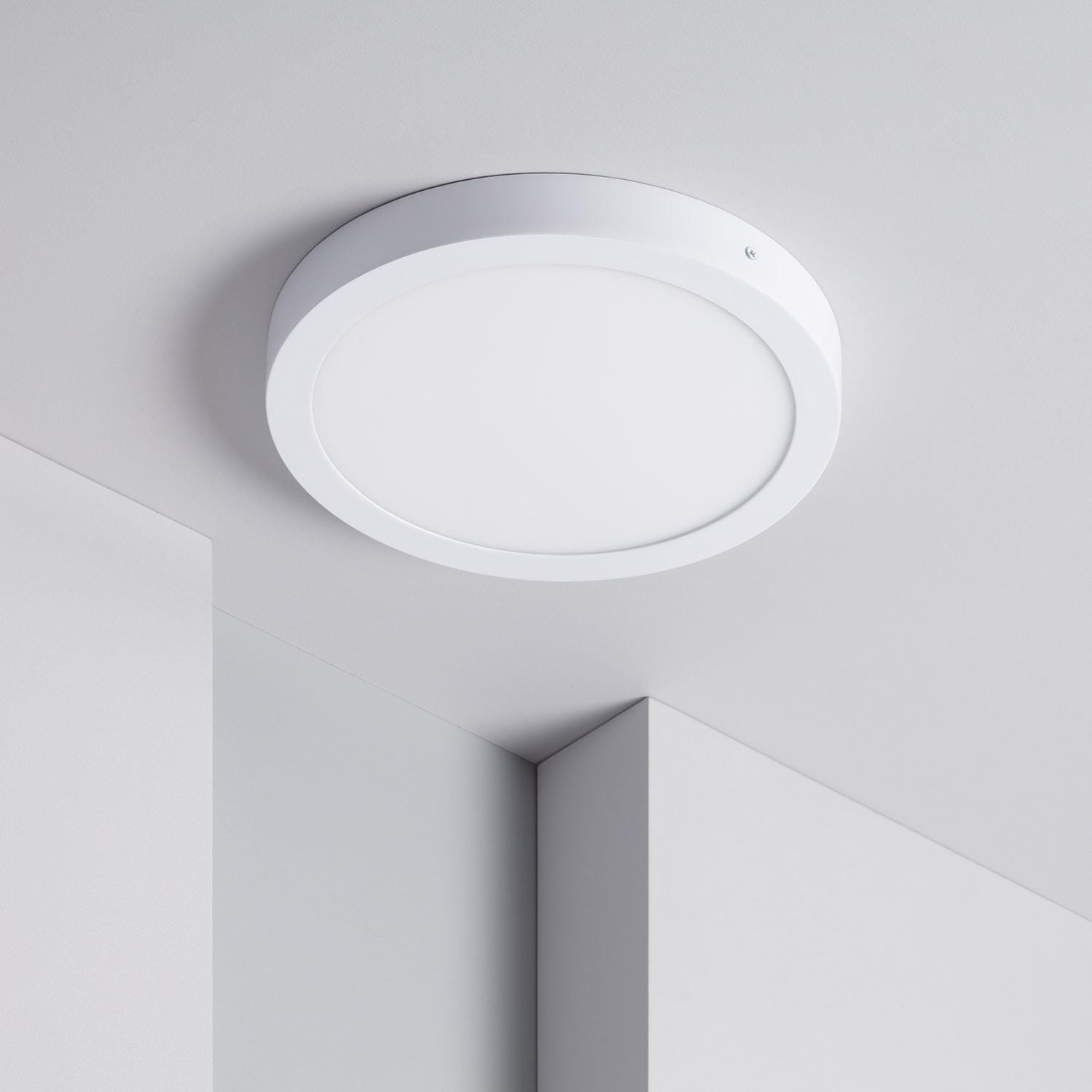 Lampada Da Soffitto Led Ledkia A 18 W 1440 Lm Bianco Caldo 2800k 3200k 83420780 Lampada Da Soffitto Led Ledkia A 18 W 1440 Lm Bianco Caldo 2800k 3200k 83420780