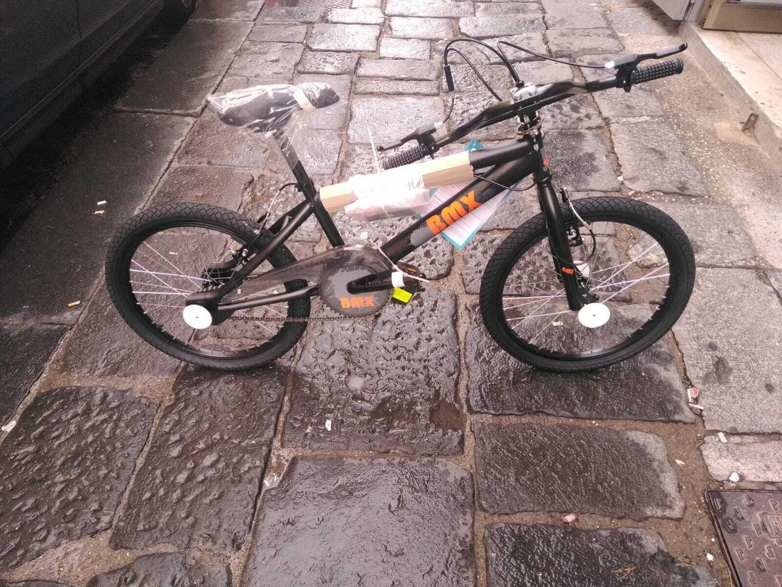 Bici Bicicletta Per Ragazzi Bmx Hard Trail Nero Opaco Misura 20 | Leroy  Merlin