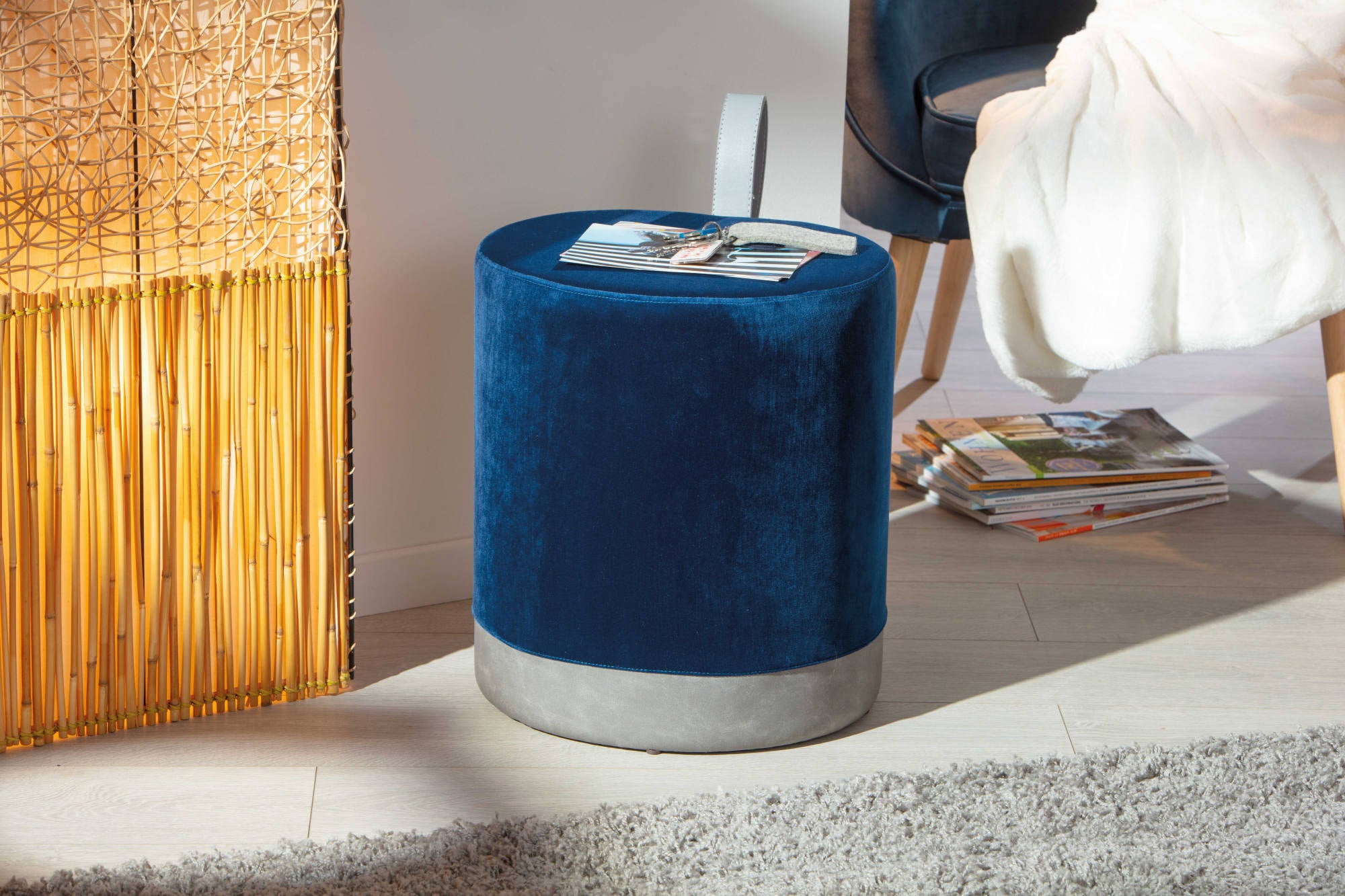 Pouf contenitore richiudibile in ecopelle blu