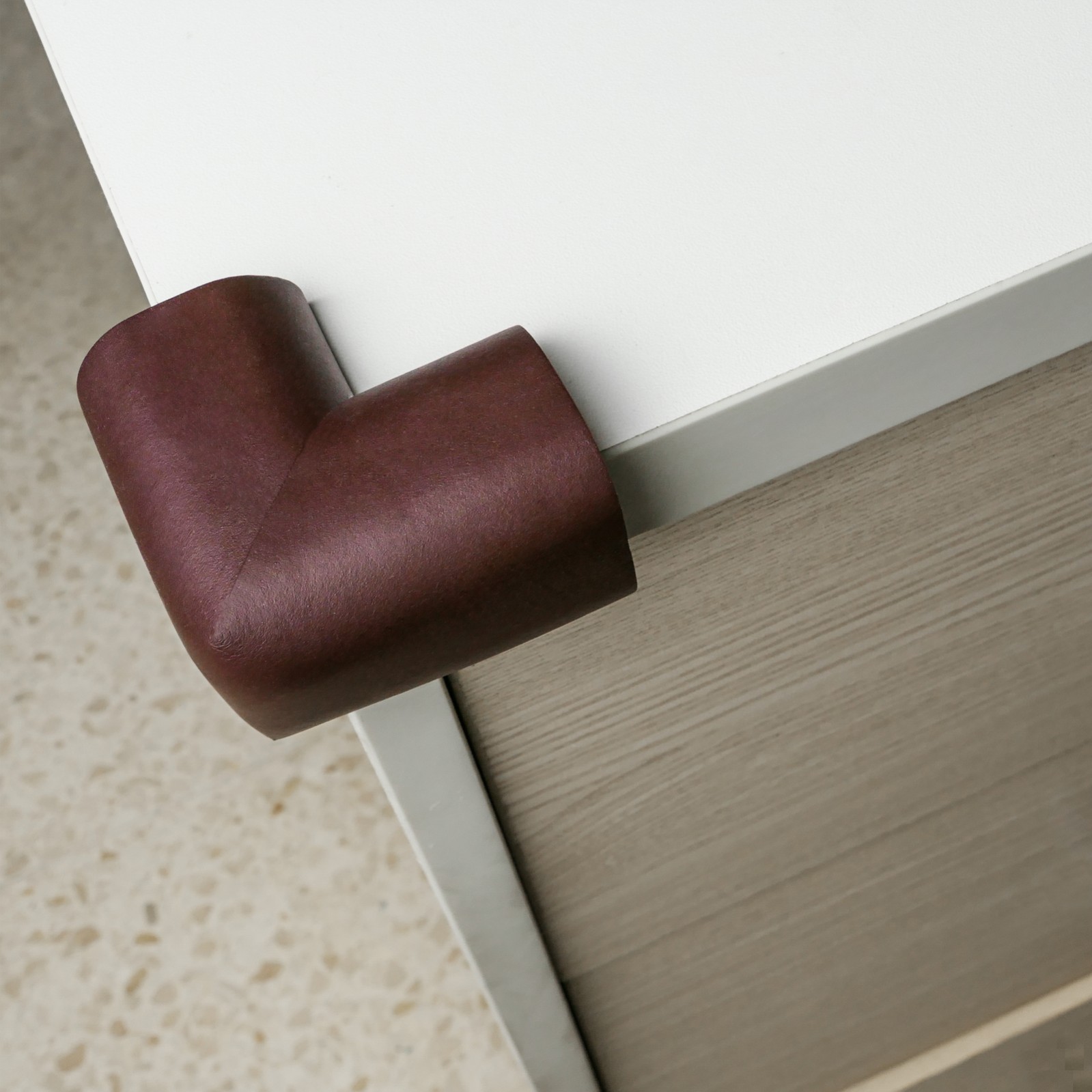 Garde De Securite Pour Enfants Pour Meubles Coins Ou Tables 4 Unites Marron Leroy Merlin