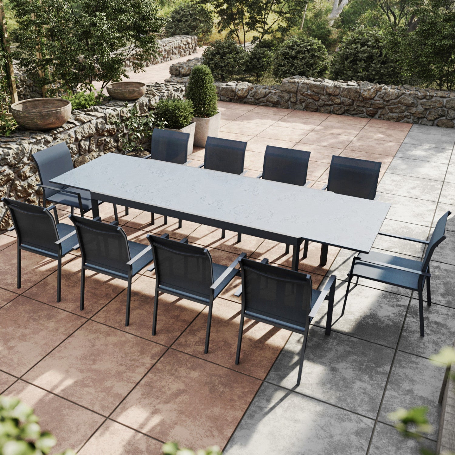 Table de jardin extensible 180/300 cm en aluminium anthracite