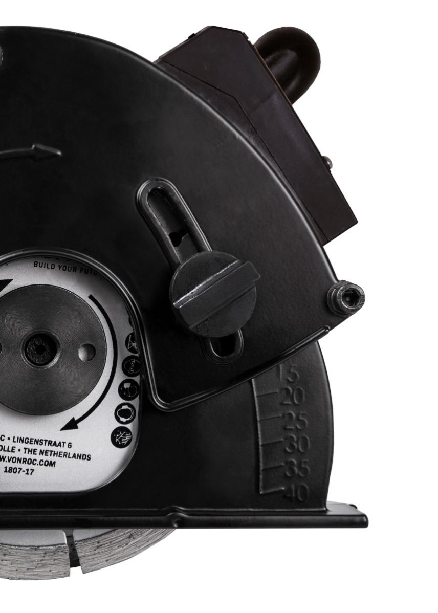 Rainureuse 1700W à laser VONROC - 150mm - 4 disques diamants, anneau d'extension, raccord dáspirateur et sac de rangement inclus - 4