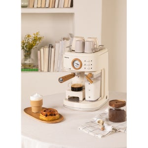 Machine à café DeLonghi combiné Expresso 1750 W, 15 Bars 1.4L