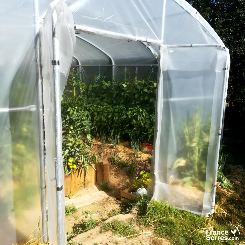 Serre tunnel PROFESSIONNELLE 70m² avec une double-porte par pignon - Bâche thermique et structure Ø40mm - 4