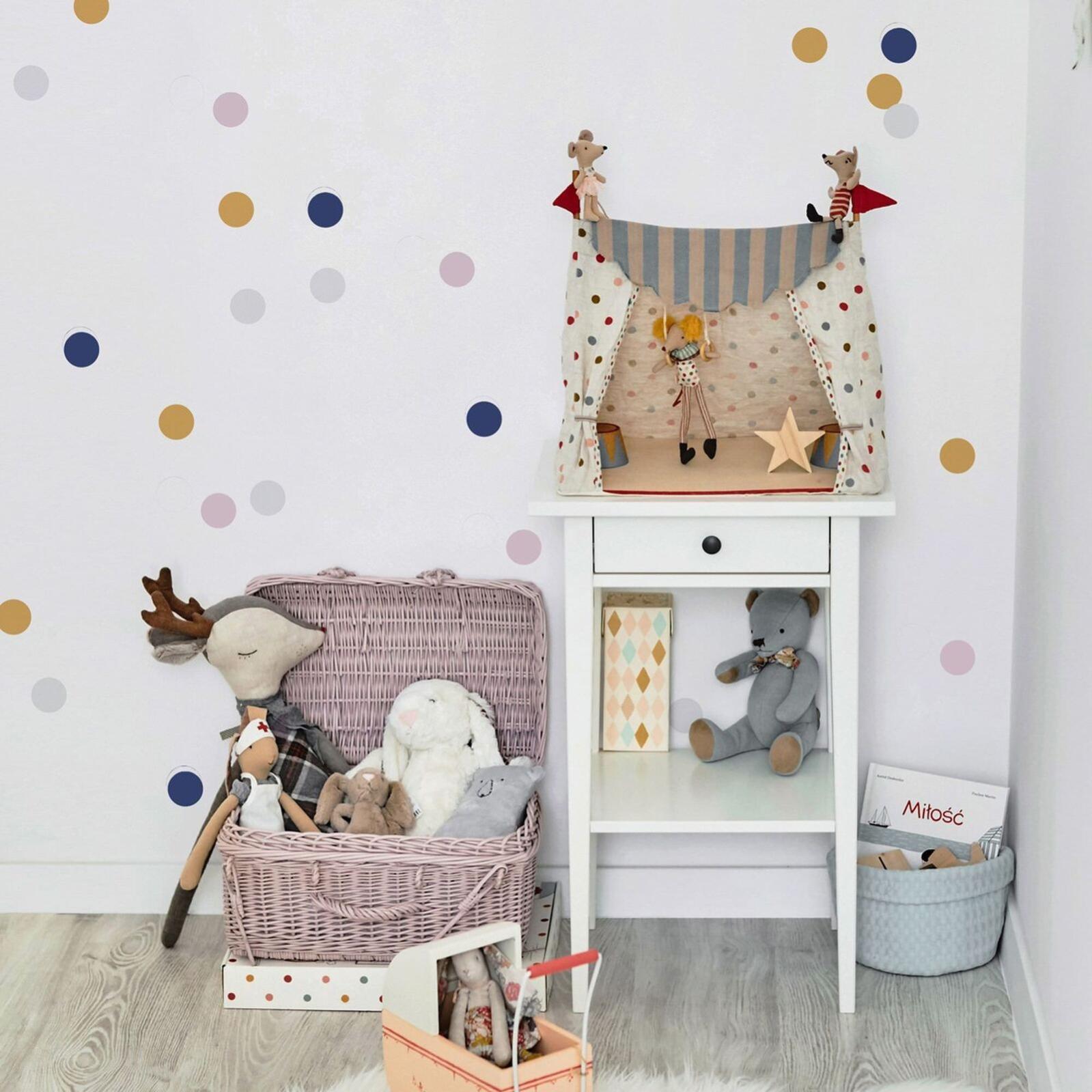 Embellissez vos murs avec Stickers ronds multicolores | Leroy Merlin