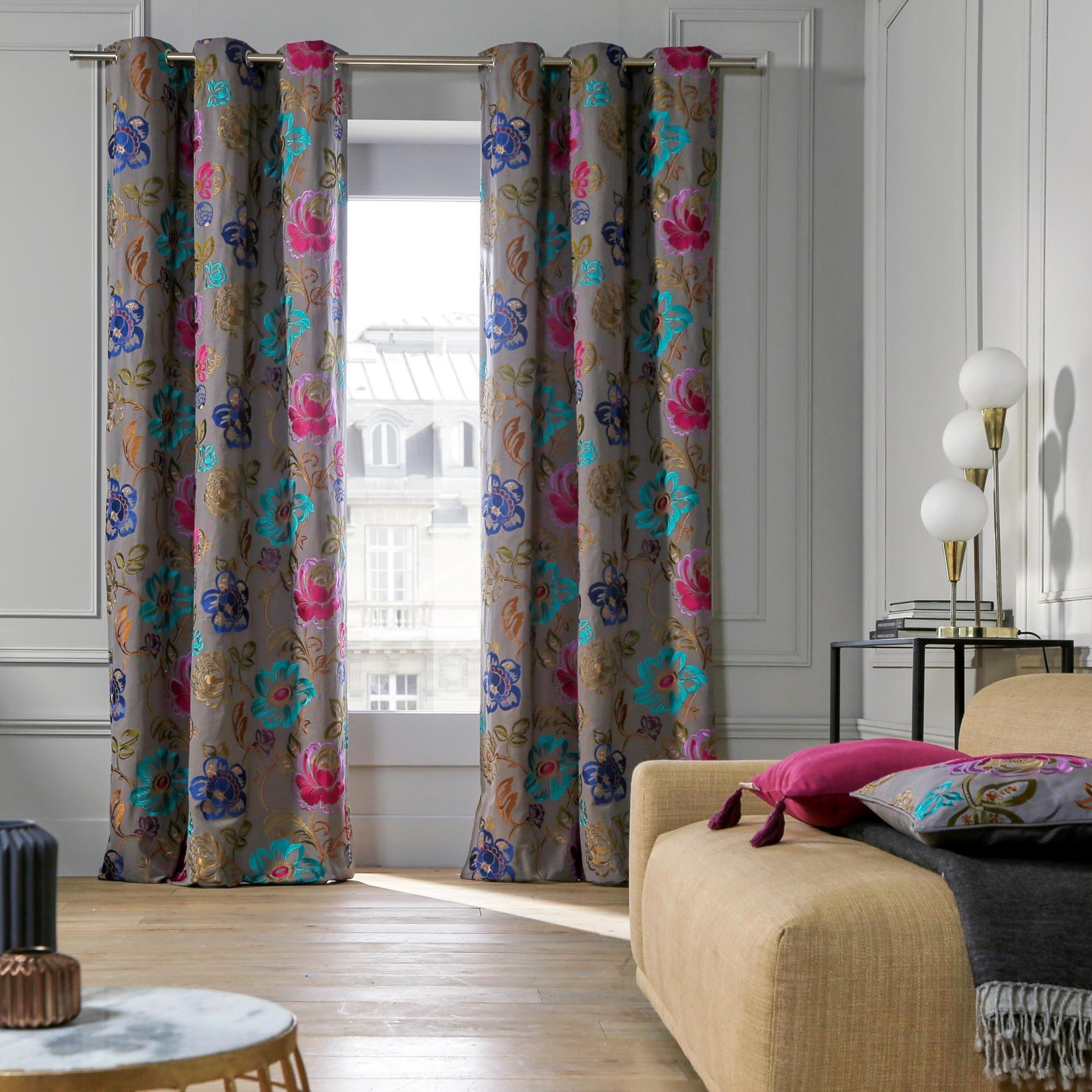 Tende Con Occhielli Astra Floreale Bianco - Tessuto In Rilievo Non Stirato - 168x228 Cm (Coppia) Con Cuscini Coordinati Opzionali