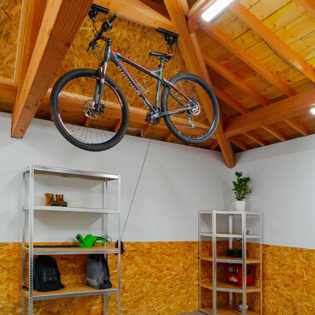 Range 5 vélos pour garage à suspendre au mur