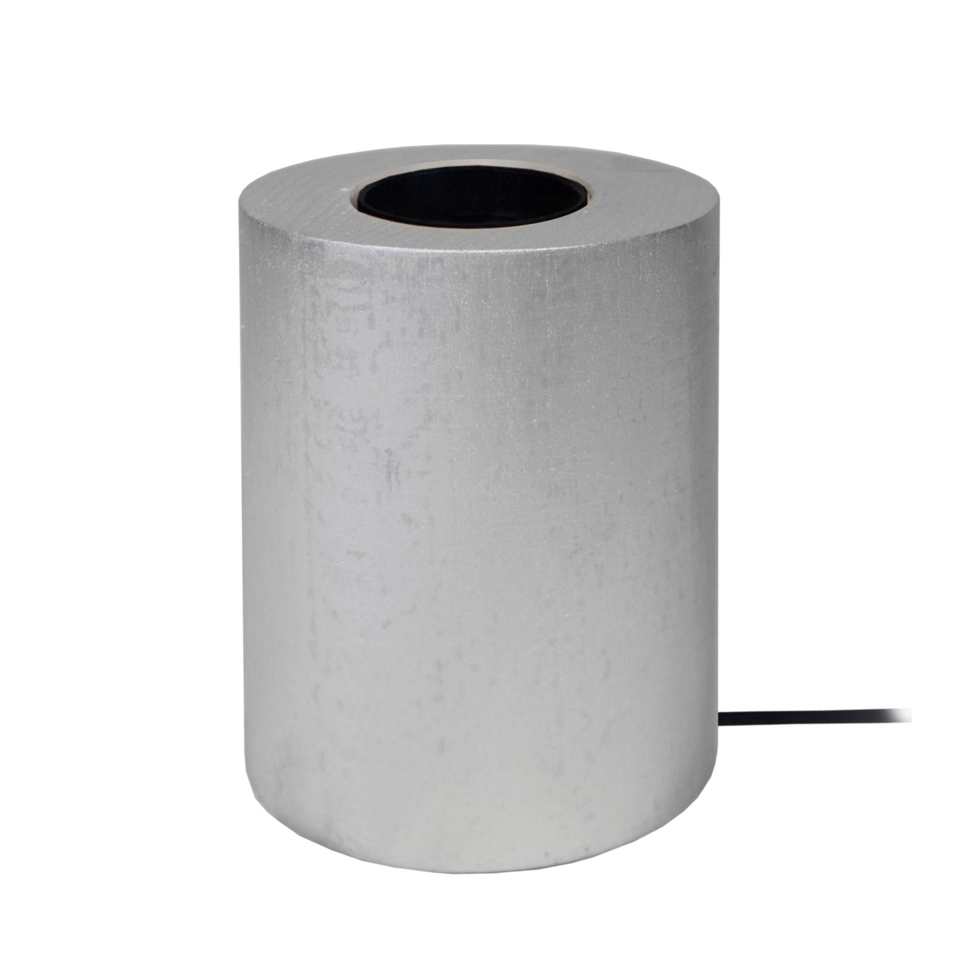 Saba Metalen Voetlamp - Zwarte Design Lamp Van Ijzer En PVC, Hoogte 10,5 Cm Voor Sfeerverlichting