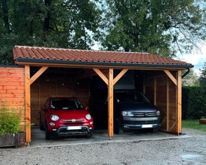 Carport 2 voitures autoporté en bois d'Europe du Nord lamellé