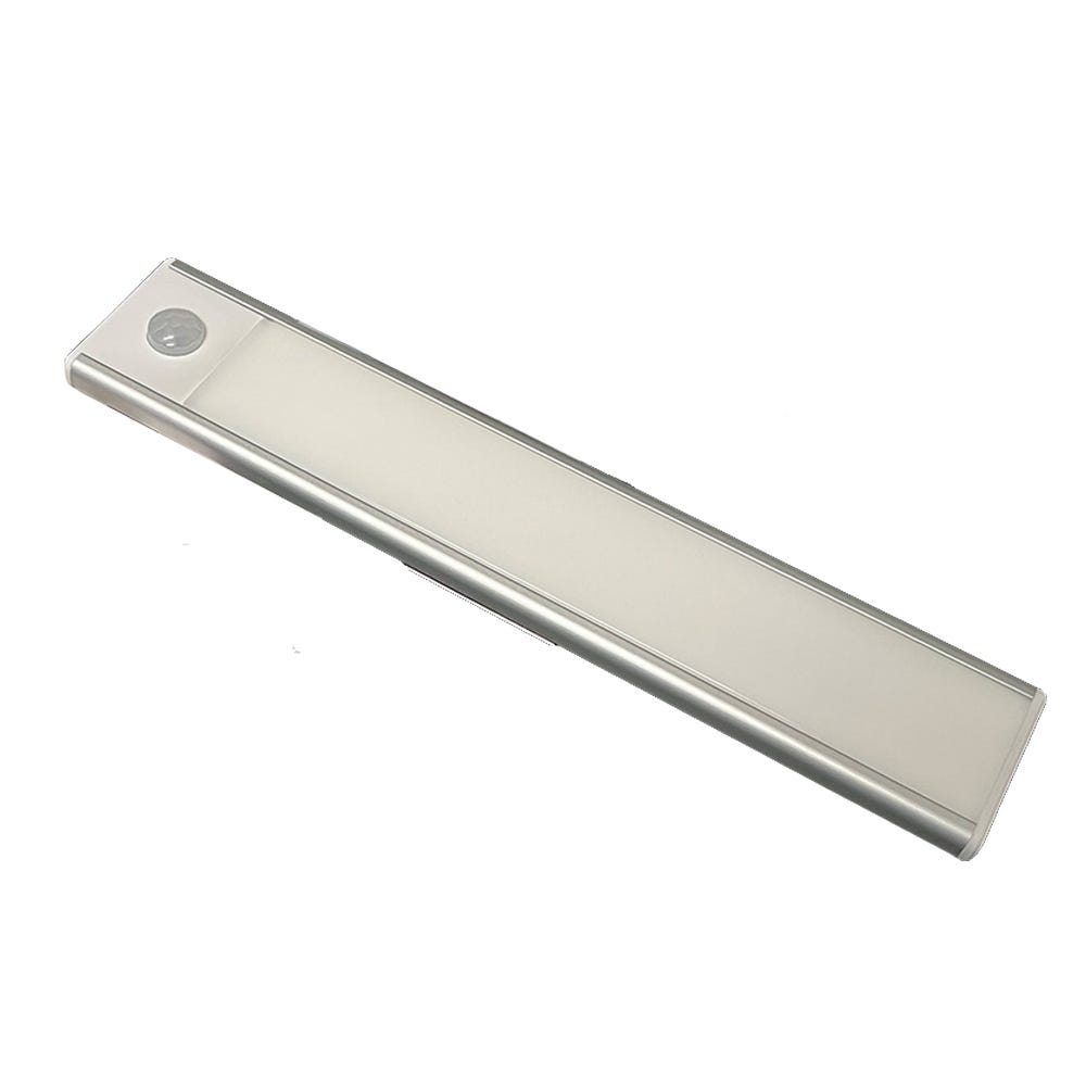 Réglette LED avec détecteur de mouvement et batterie rechargeable USB en  CCT pose facile. - 30cm