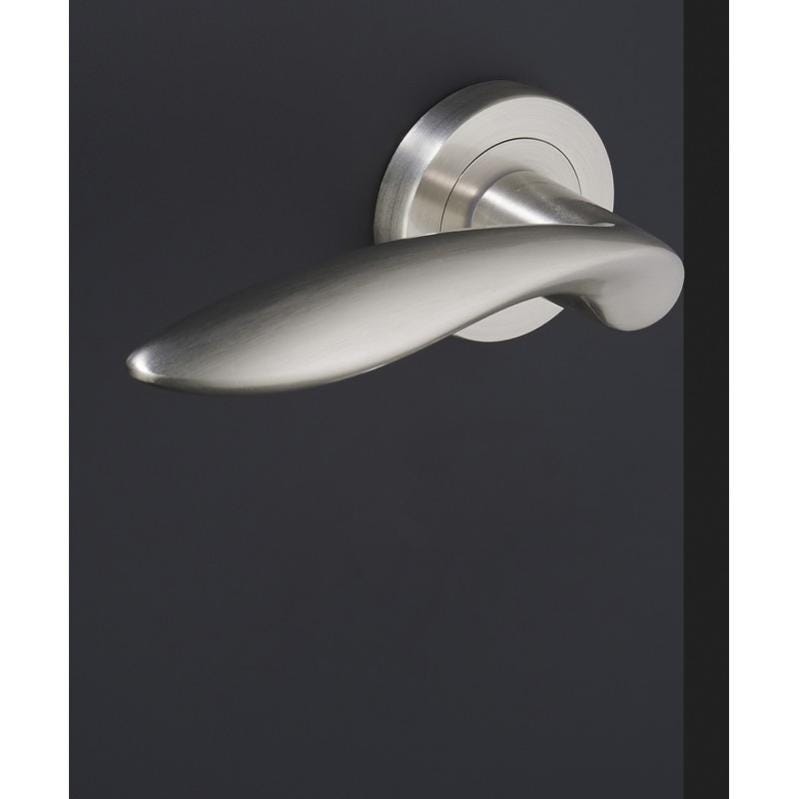 Pfister Robinet de baignoire Ashfield avec poignées- Nickel satiné | Home Depot Canada Pfister Robinet de baignoire Ashfield avec poignées- Nickel satiné | Home Depot Canada