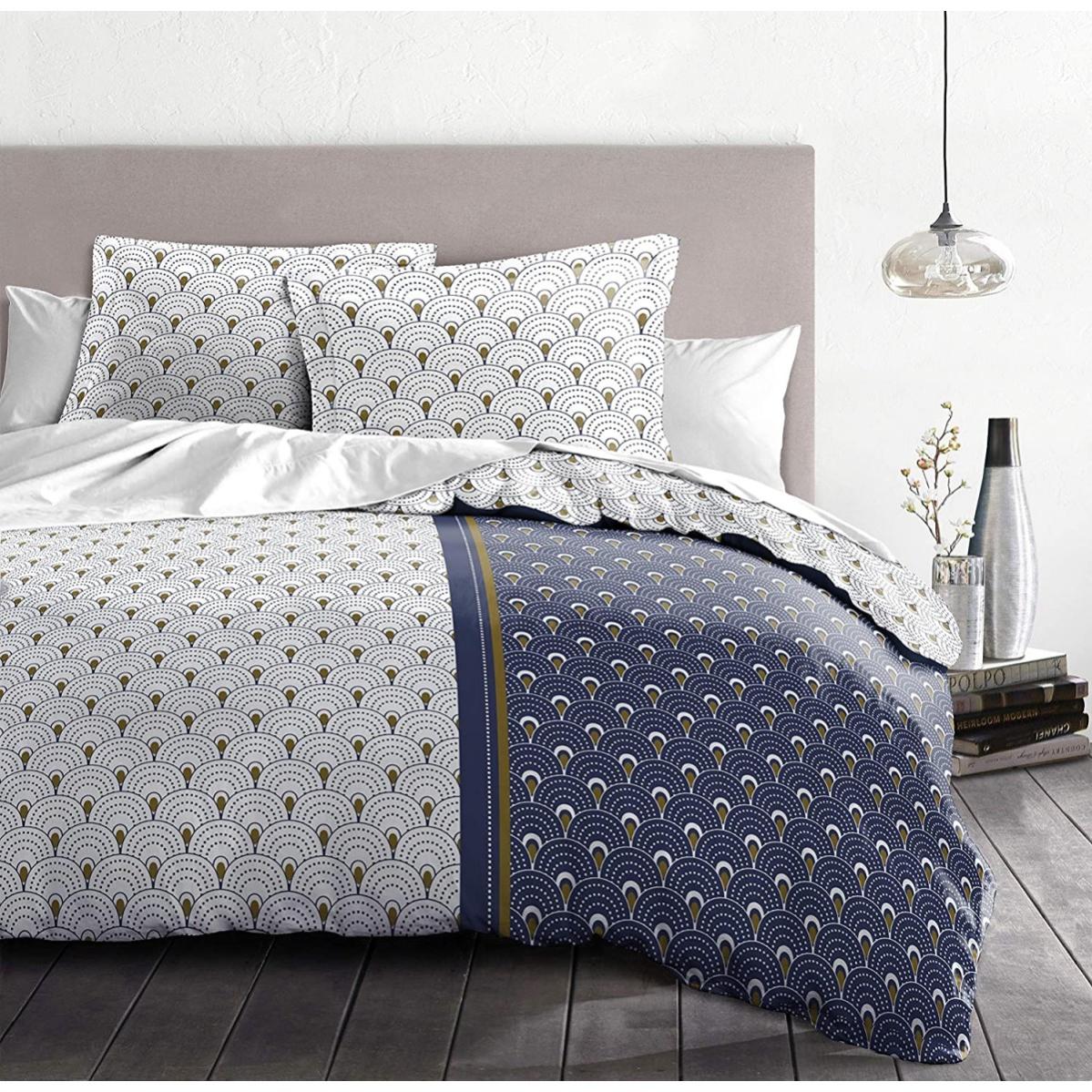 HOME LINGE PASSION Parure de couette Rainbow - 1 housse de couette 240 x 260 cm + 2 taies 65 x 65 cm - Bleu et blanc - 3