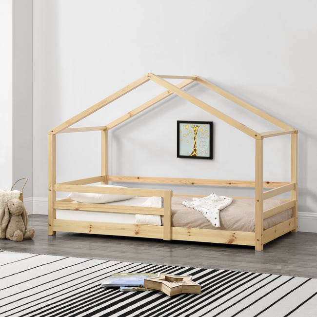 Lit cabane pour enfant forme de maison avec barrière de sécurité en bois de  pin couleur naturel 70 x 140 cm 03_0005522