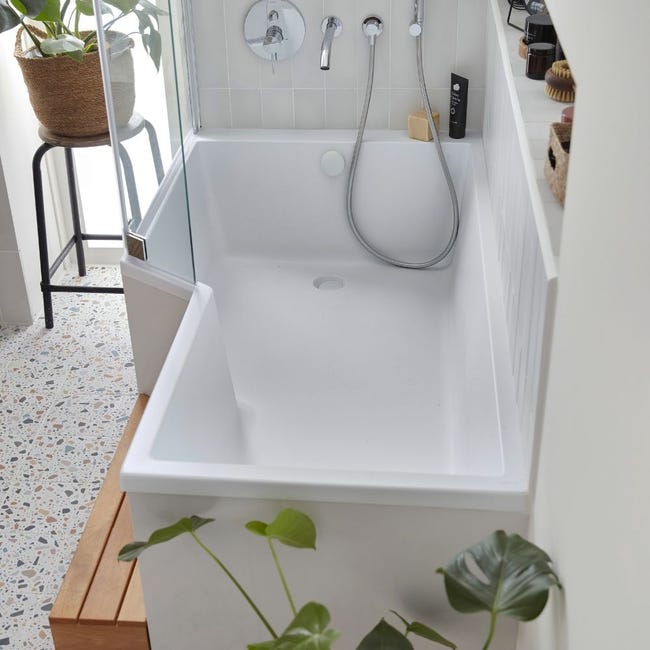 Améliorez le confort ou l'esthétique de votre salle de bain grâce à un  accessoire de baignoire haut de gamme proposé par Jacob Delafon.