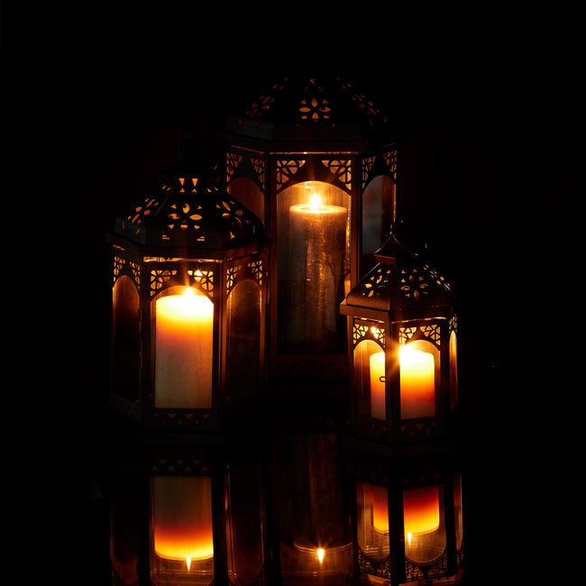 Relaxdays Lanterne LED, Chandelle avec effet flamme, extérieur, lanterne de  décoration, suspendue ou debout,H 30 cm,noir - - Cdiscount Maison
