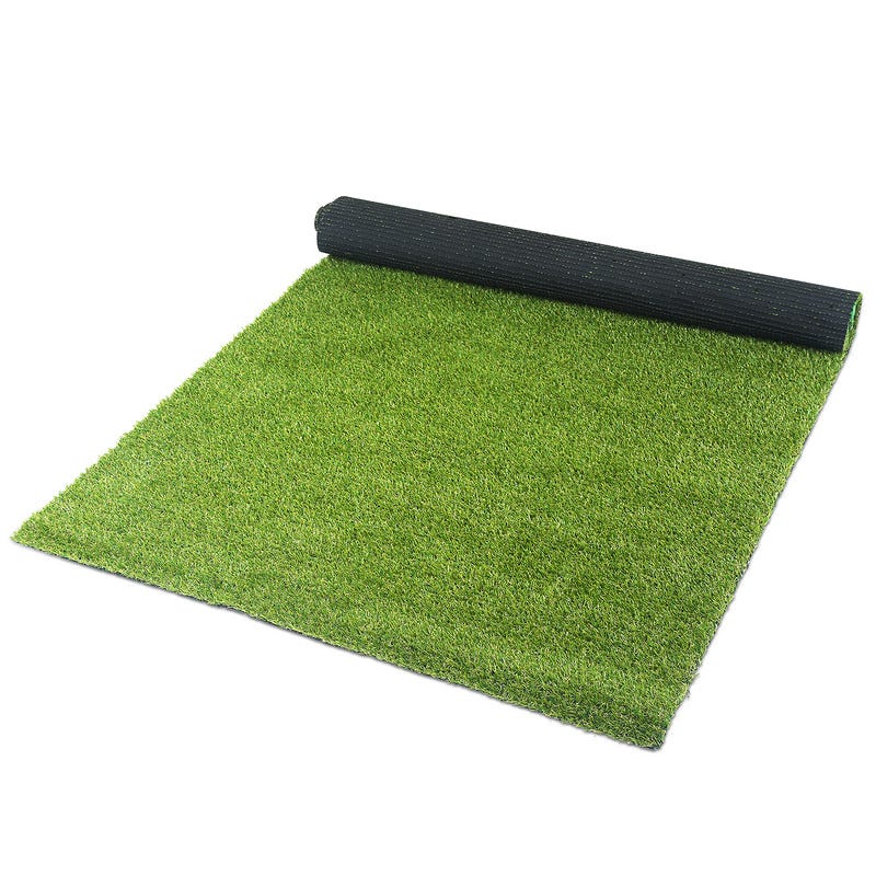 El césped artificial te ayudará a transformar el patio o la terraza: quince  alfombras de hierba