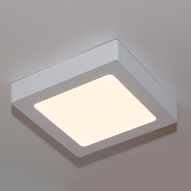 Lampada LED in miniatura con luce spot NERA con interruttore on/off per miniature di case delle bambole in scala 1:12, appesa, alimentata a batteria - Italia Lampada LED in miniatura con luce spot NERA con interruttore on/off per miniature di case delle bambole in scala 1:12, appesa, alimentata a batteria - Italia