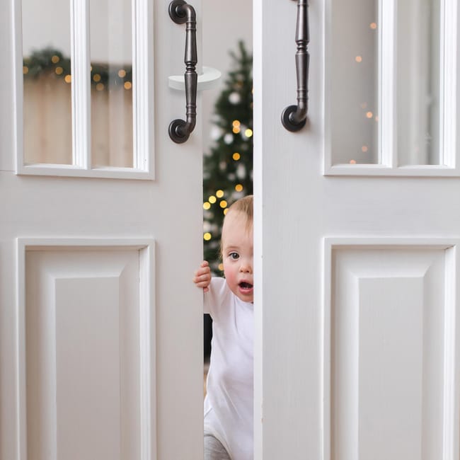 Bloque poignee porte shop bebe