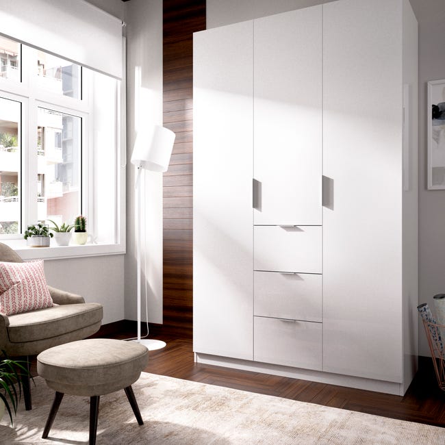 Descubre los armarios de 3 puertas baratos de IKEA y Leroy Merlin