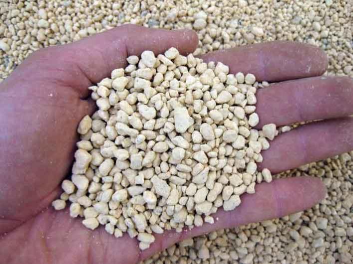 Kanuma Giapponese Per Bonsai - Substrato Vulcanico 2-6mm 2L - Foto 3