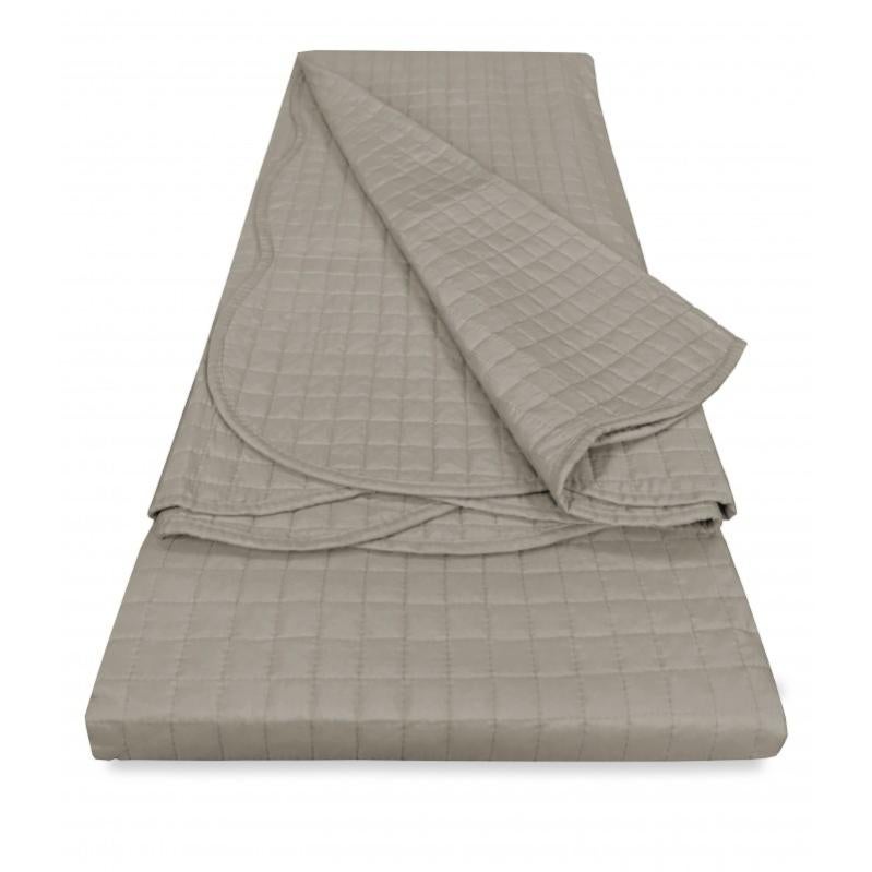 Copriletto Trapuntato Matrimoniale Giada Con Volant - In Raso Jacquard, Colore Tortora - 7