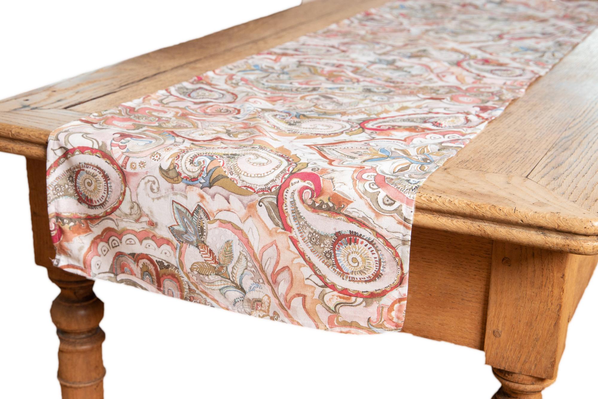 Runner da tavola in 100% cotone stampa digitale dai colori vivi ed ...