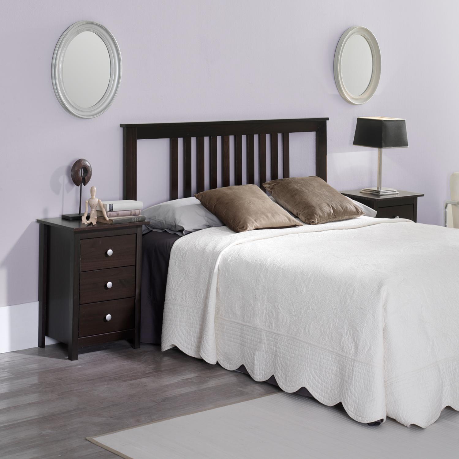 Chevet table de nuitt avec trois tiroirs , pin massif , couleur wengue, mesure 63x43x35 cm (hauteur-largeur-profondeur) - 2