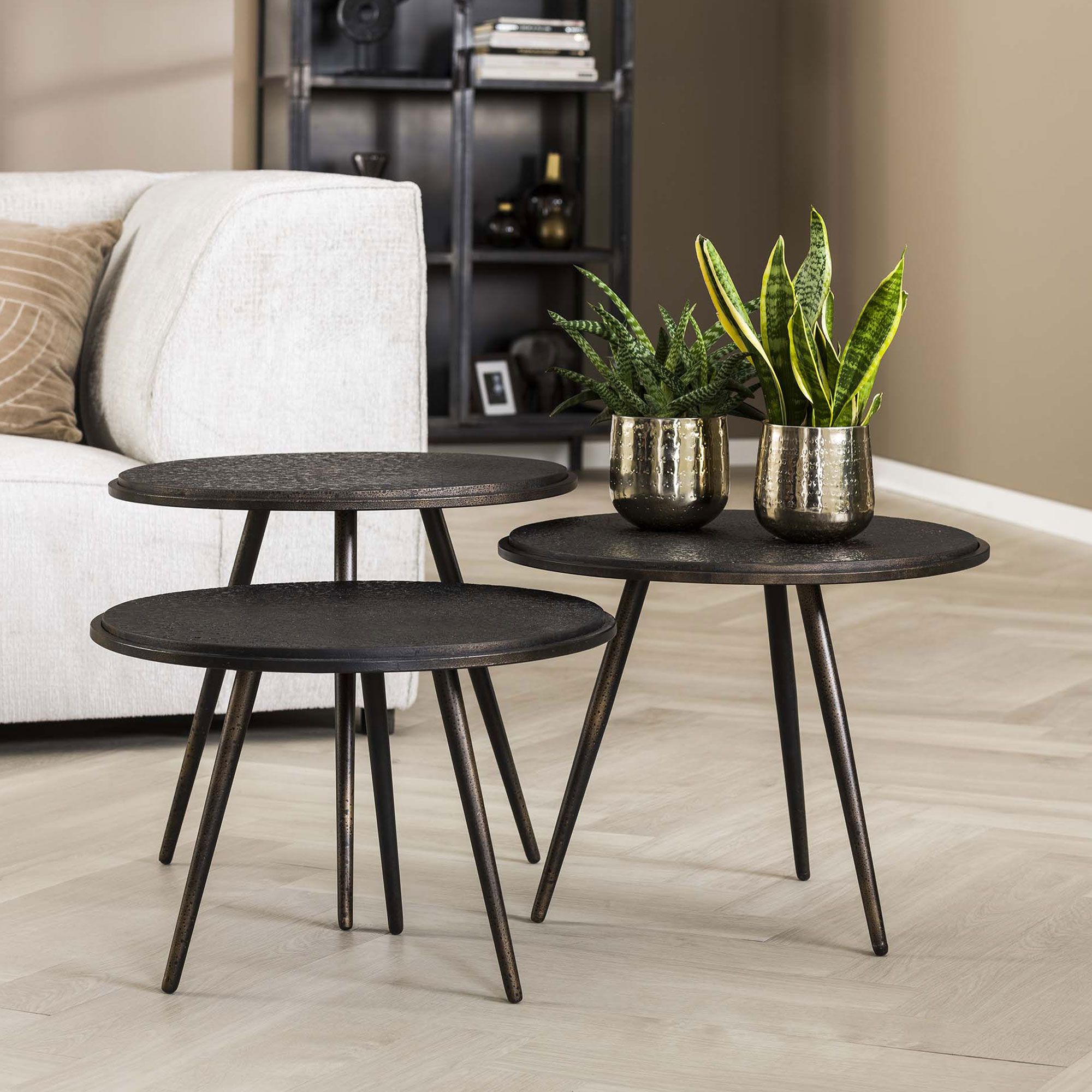 Lot de 3 tables basses ronde 54 cm en métal noir vieilli NYJJO