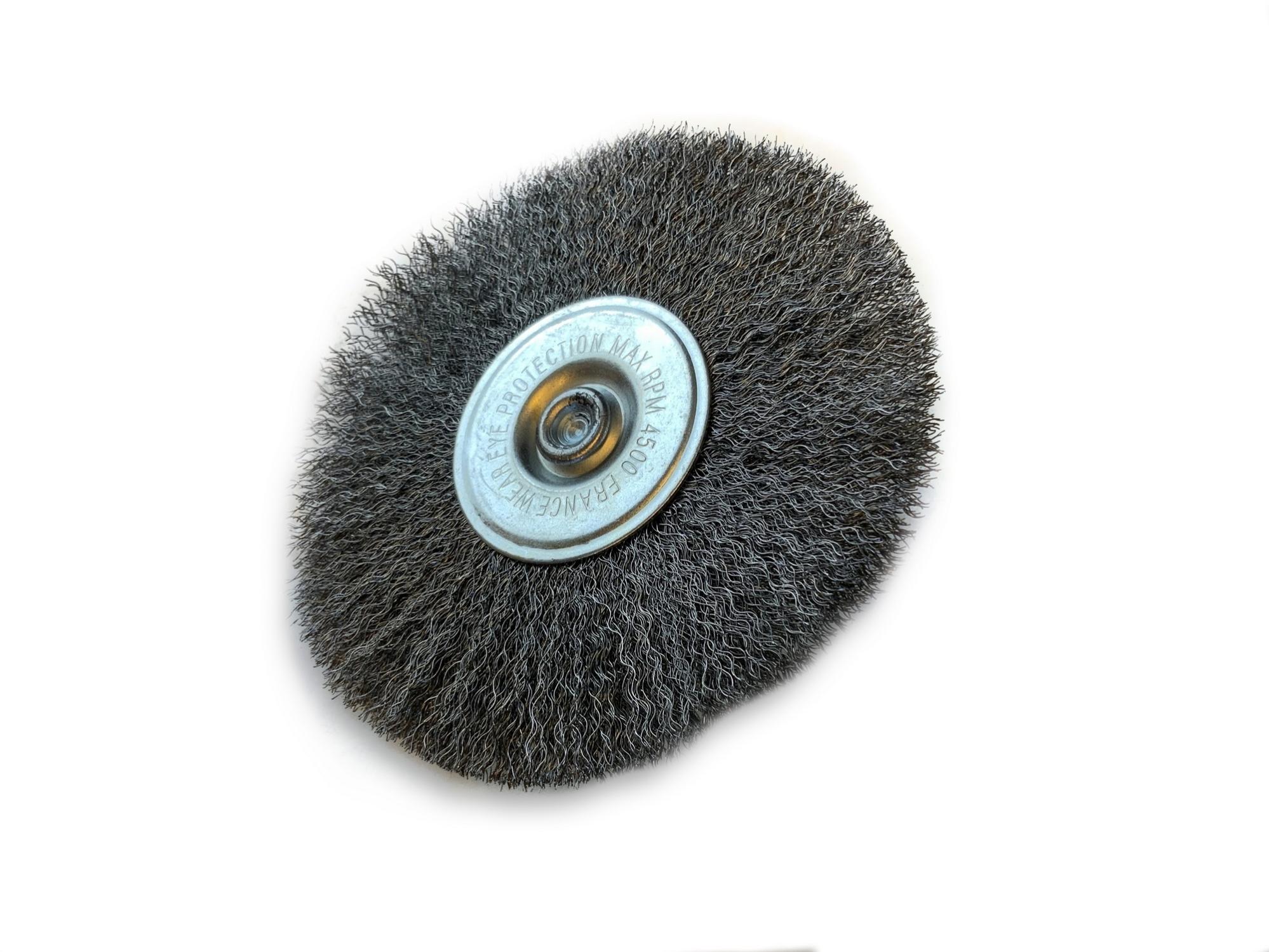 Brosse métallique cylindrique forme pinceau pour perceuse
