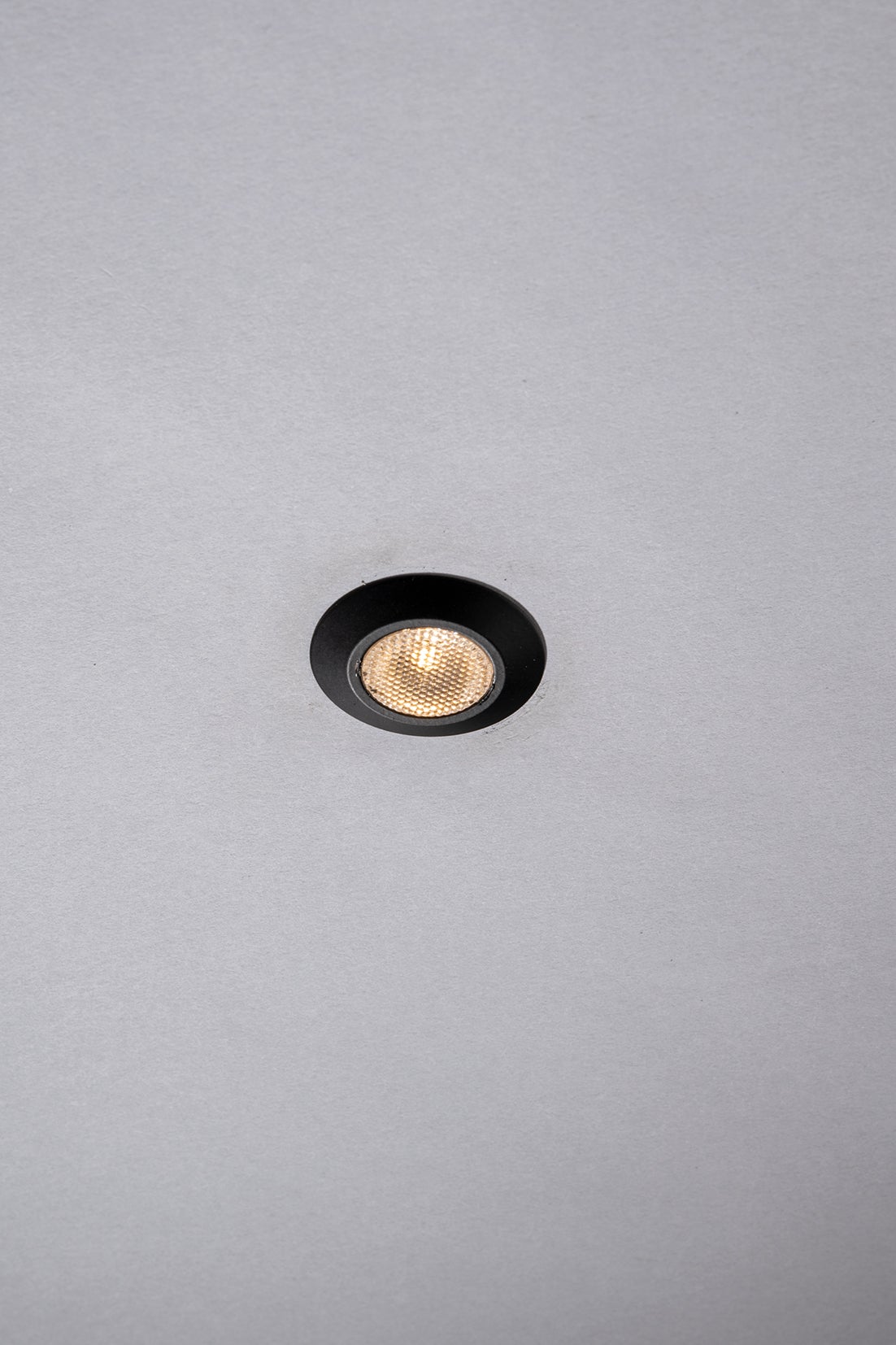 Led empotrable redondo asso en aluminio negro 1w 4000k (luz natural)