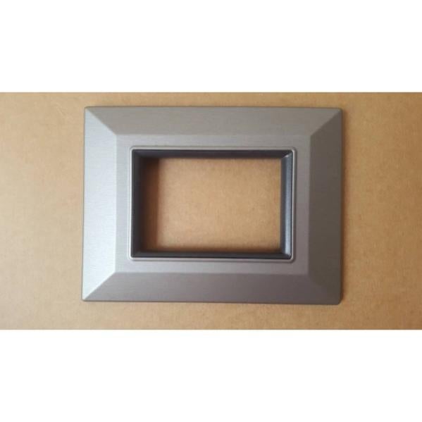 Staffa Angolare Interna Larga 4 Fori Serie 10 Per Profilati 80/20 4134 - Sutton Concepts