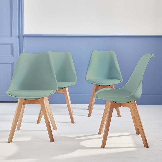 Lot de 4 chaises scandinaves. pieds bois de hêtre. chaises 1 place. vert  céladon