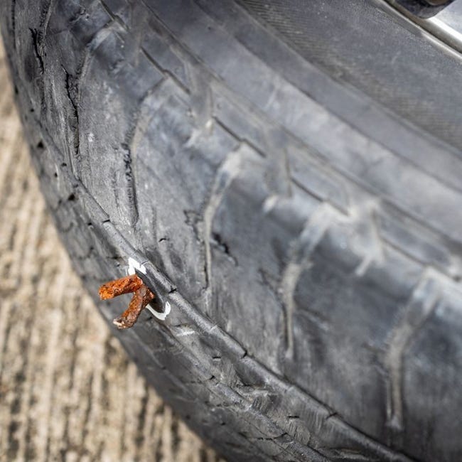 Kit de reparation crevaison pneu pour voiture, moto et mtb vente en ligne