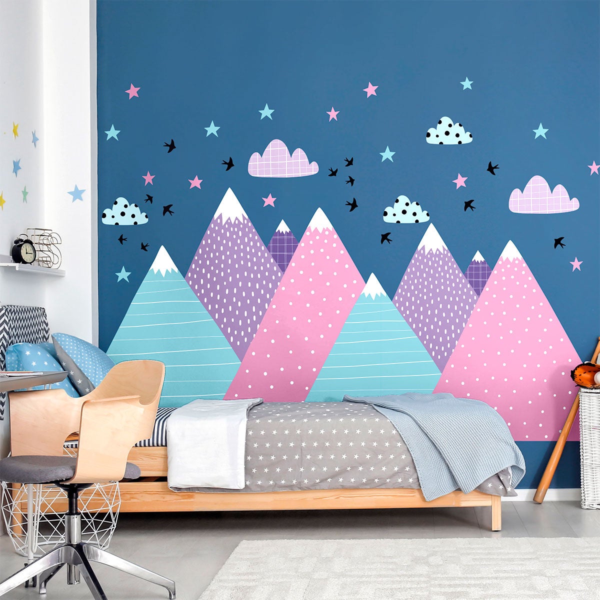 Stickers muraux enfants - Décoration chambre bébé - Autocollant Sticker  mural géant enfant montagnes scandinaves GISKA - 90x135cm
