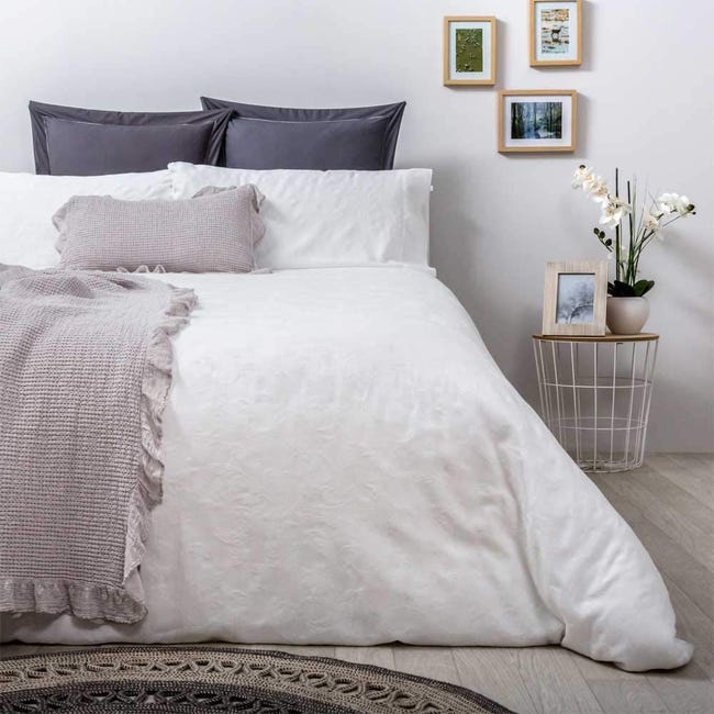 Set Cintia fundas nórdica y de almohada algodón percal blanco bordado rayas cama  150 cm