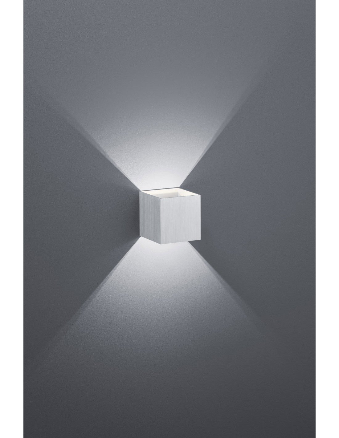 Louis cubo aplique aluminio doble emisión led 10x10 cm trio lighting