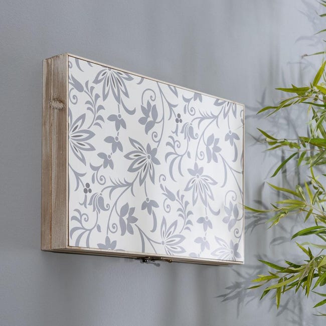 Tapa contador luz o cuadro eléctrico de flores pintado a mano sobre lienzo  blanco y natural de 50x6x35 cm