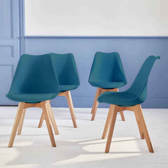 Set di 4 sedie scandinave imbottite, con gambe in legno per sala
