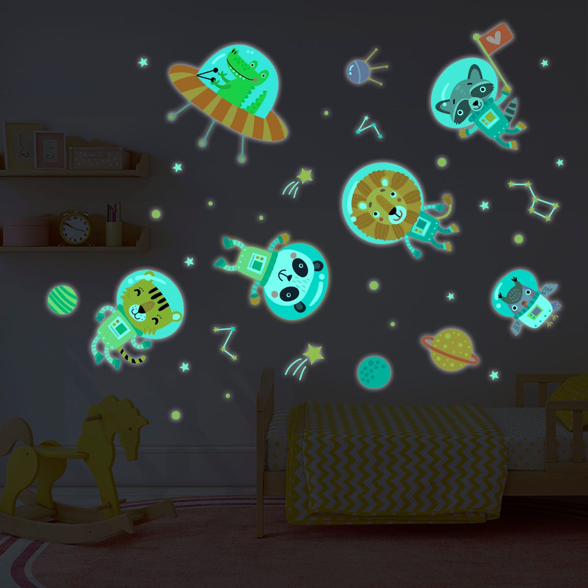 Sticker phosphorescent lumineux - AVENTURIERS DE L'ESPACE - Autocollant  mural plafond enfant fluorescent - 165x120cm