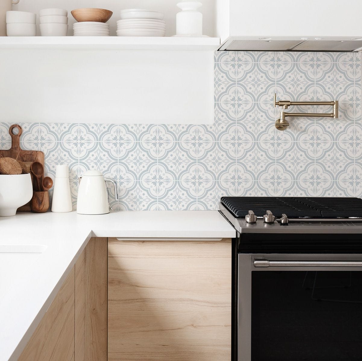 Piastrelle adesive per cucina mattonelle blu e bianco in vinile lavabile e  rimovibile Lisbona- 1 rotolo 50x300 cm - Decochic