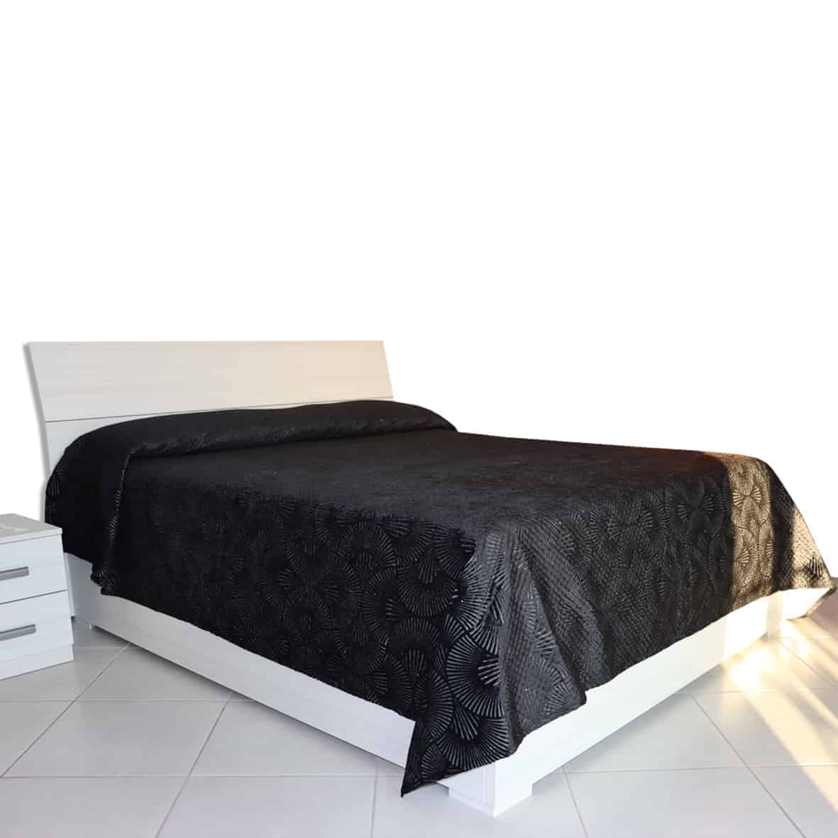 Couvre Lit En Velours Matelass Avec Paillettes X Cm Made In Italy Black Shell Leroy