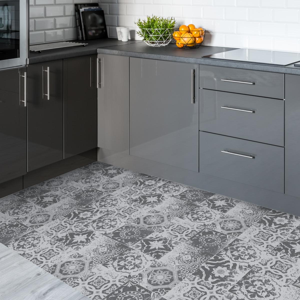 Piastrelle Adesive Pavimento Effetto Legno Grigio - 30x30 Cm, Autoadesive, Impermeabili, Per Cucina, Bagno, Balcone