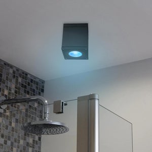 Plafonnier salle de bain LED carré BRICE (H12cm) en aluminium noir